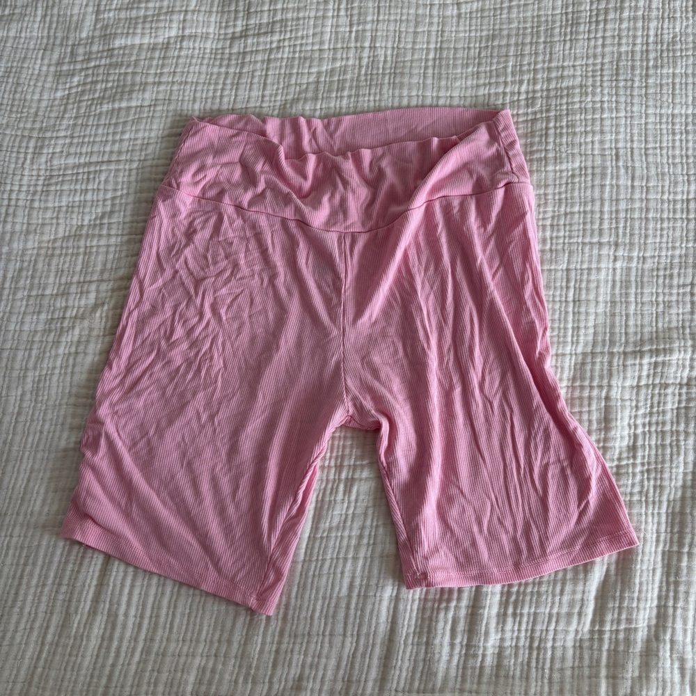 Talulah Pink ribbed Biker Shorts